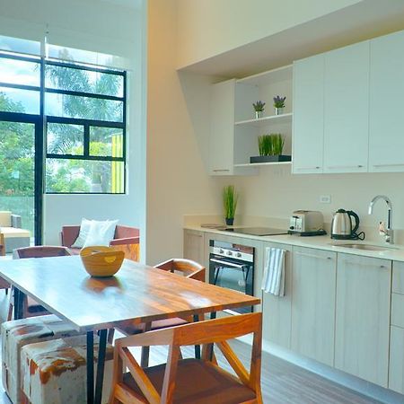 San Jose Corporate Stays Arborea Flats Suites ซานตาอานา ภายนอก รูปภาพ